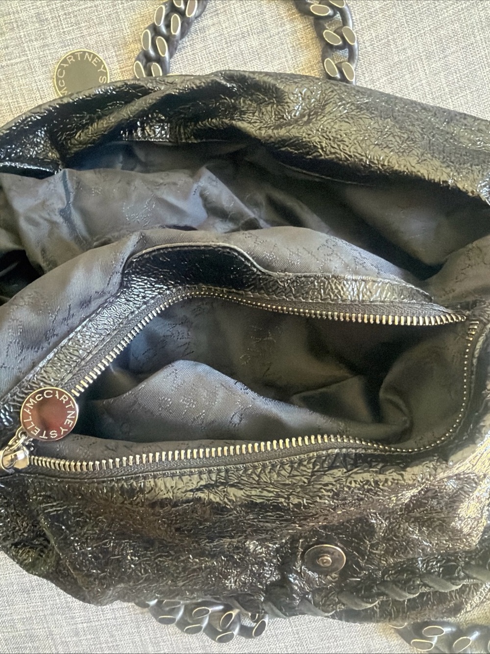 Stella McCartney Black Shiny Chain-Trim Tote - Picture 8 of 11